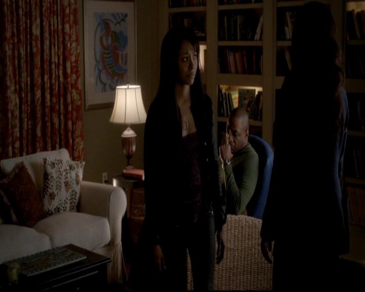 VampireDiariesWorld-dot-org_4x12AViewToAKill1374.jpg