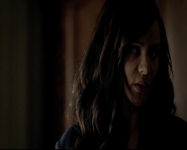 VampireDiariesWorld-dot-org_4x12AViewToAKill1378.jpg