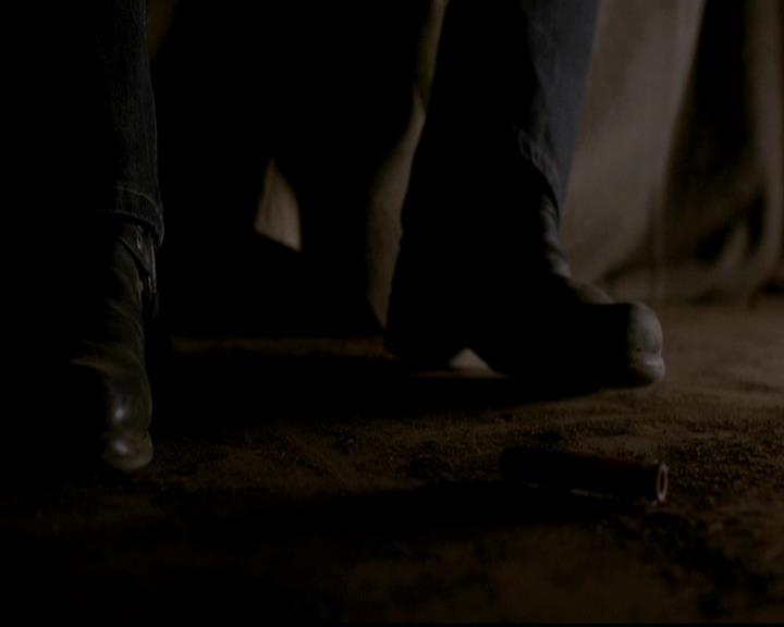 VampireDiariesWorld-dot-org_4x12AViewToAKill1406.jpg