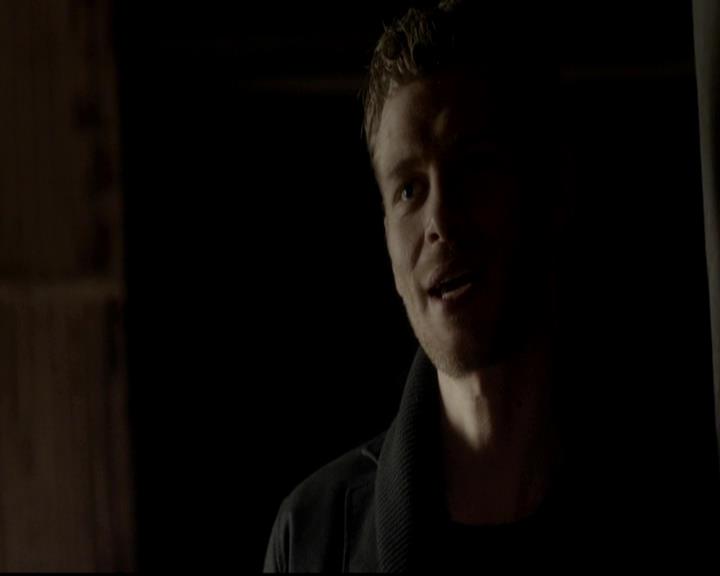 VampireDiariesWorld-dot-org_4x12AViewToAKill1417.jpg