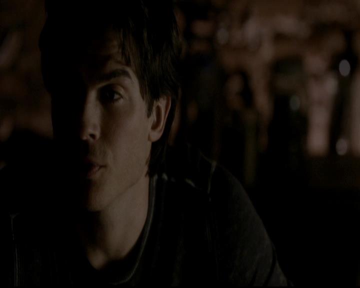 VampireDiariesWorld-dot-org_4x12AViewToAKill1419.jpg