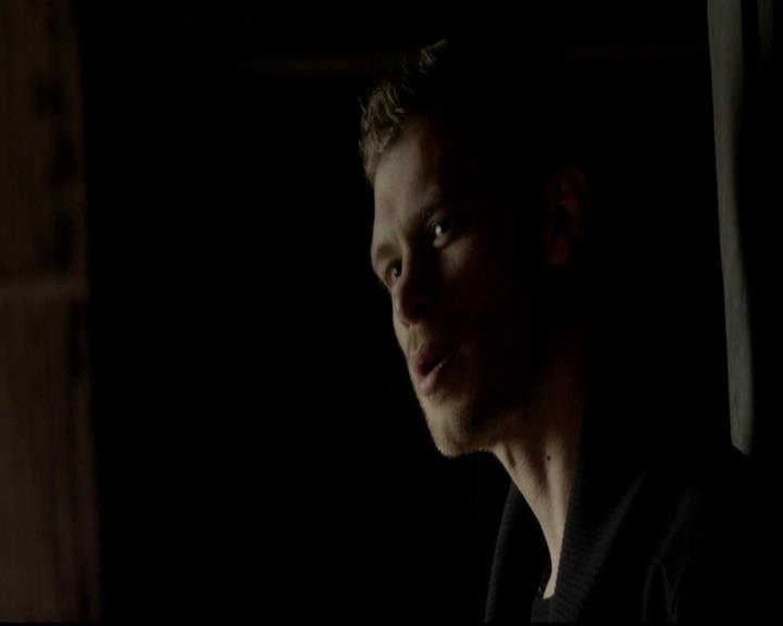 VampireDiariesWorld-dot-org_4x12AViewToAKill1426.jpg