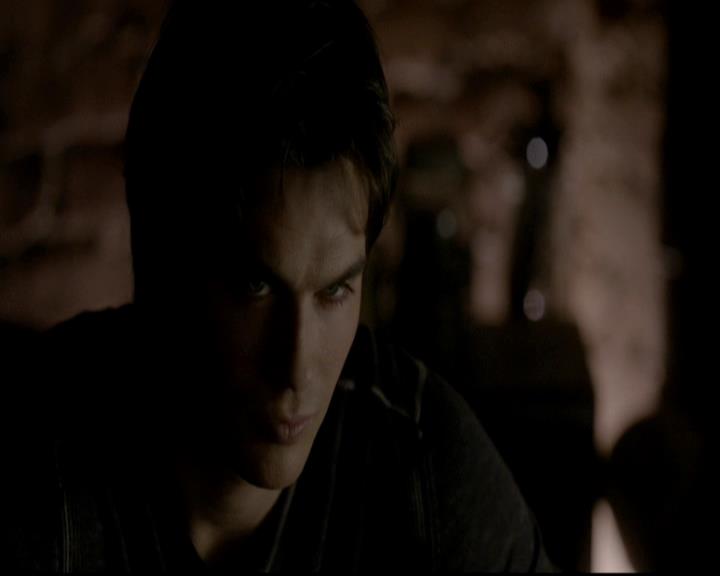 VampireDiariesWorld-dot-org_4x12AViewToAKill1428.jpg