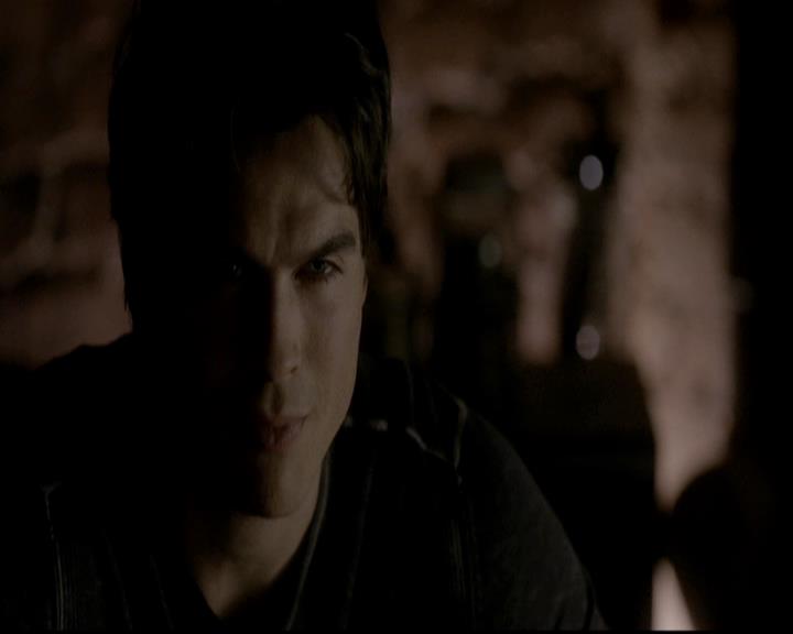 VampireDiariesWorld-dot-org_4x12AViewToAKill1434.jpg