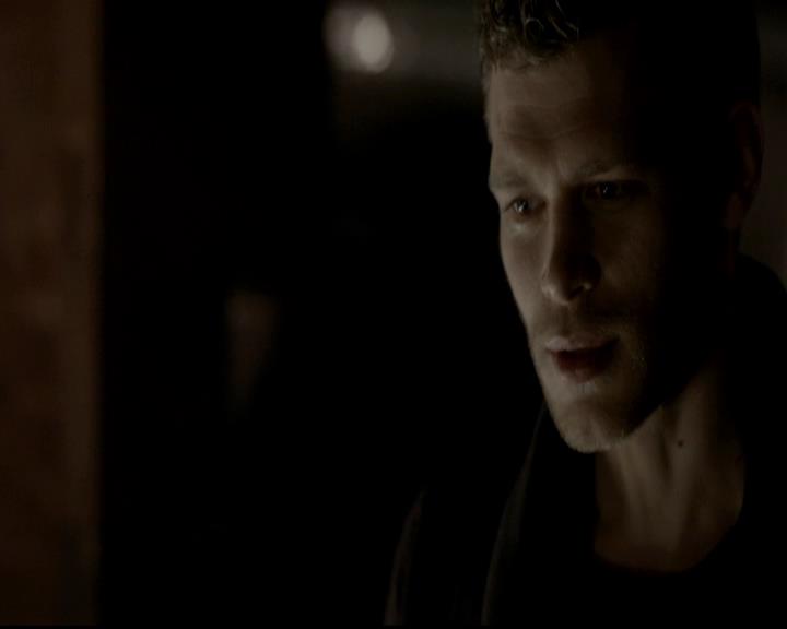 VampireDiariesWorld-dot-org_4x12AViewToAKill1451.jpg