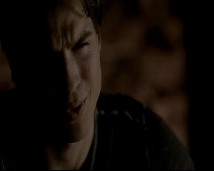 VampireDiariesWorld-dot-org_4x12AViewToAKill1453.jpg