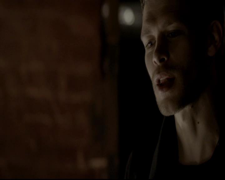 VampireDiariesWorld-dot-org_4x12AViewToAKill1455.jpg