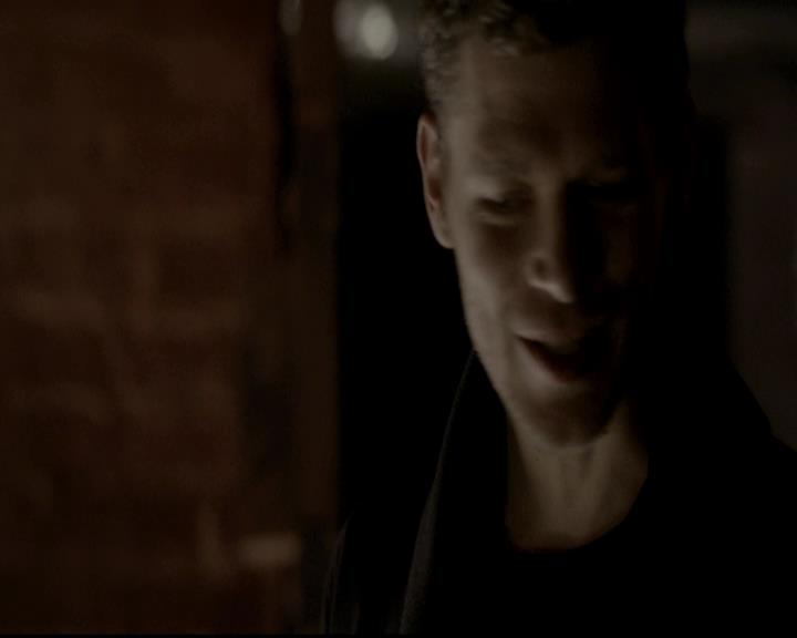 VampireDiariesWorld-dot-org_4x12AViewToAKill1462.jpg