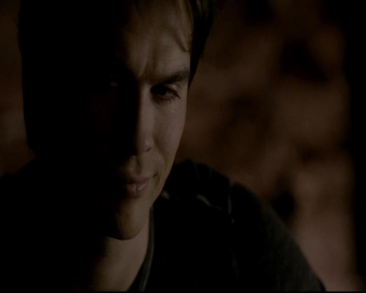 VampireDiariesWorld-dot-org_4x12AViewToAKill1465.jpg