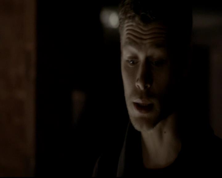 VampireDiariesWorld-dot-org_4x12AViewToAKill1466.jpg