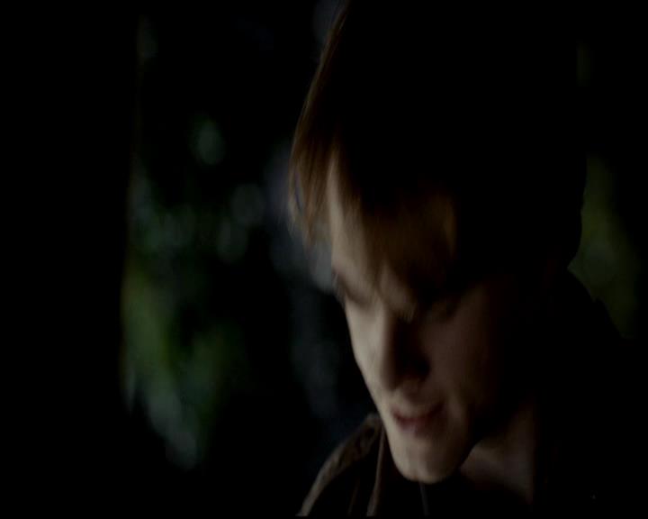 VampireDiariesWorld-dot-org_4x12AViewToAKill1505.jpg