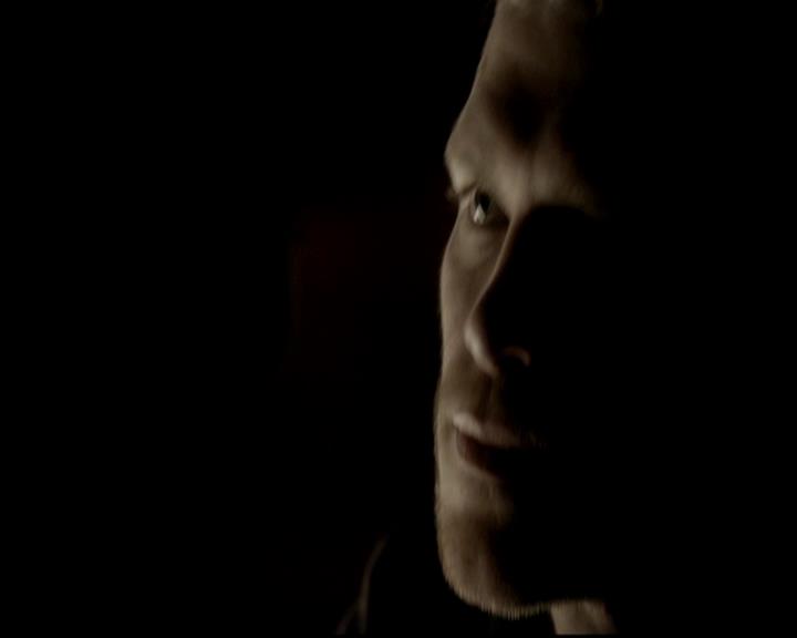 VampireDiariesWorld-dot-org_4x12AViewToAKill1512.jpg