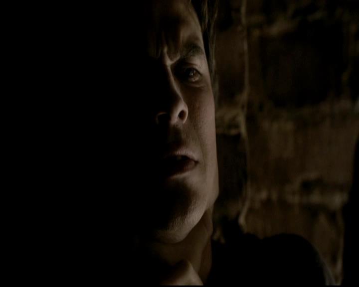 VampireDiariesWorld-dot-org_4x12AViewToAKill1516.jpg