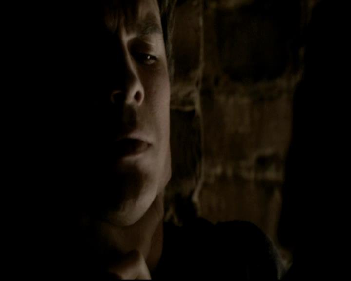 VampireDiariesWorld-dot-org_4x12AViewToAKill1520.jpg