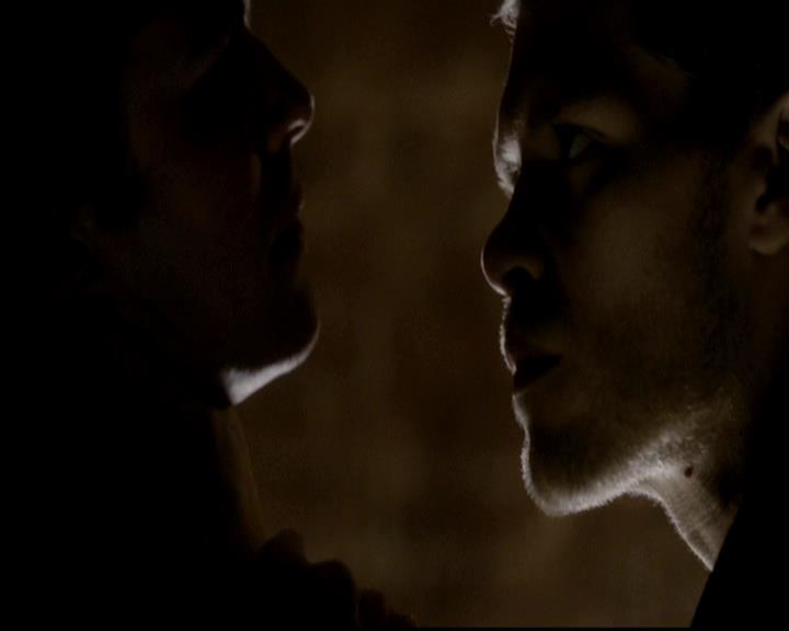 VampireDiariesWorld-dot-org_4x12AViewToAKill1523.jpg