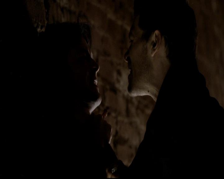 VampireDiariesWorld-dot-org_4x12AViewToAKill1533.jpg