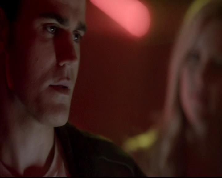 VampireDiariesWorld-dot-org_4x12AViewToAKill1576.jpg