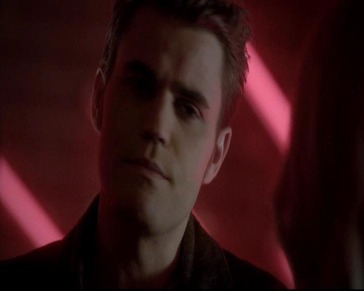 VampireDiariesWorld-dot-org_4x12AViewToAKill1597.jpg