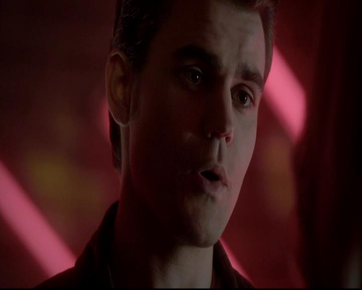 VampireDiariesWorld-dot-org_4x12AViewToAKill1621.jpg