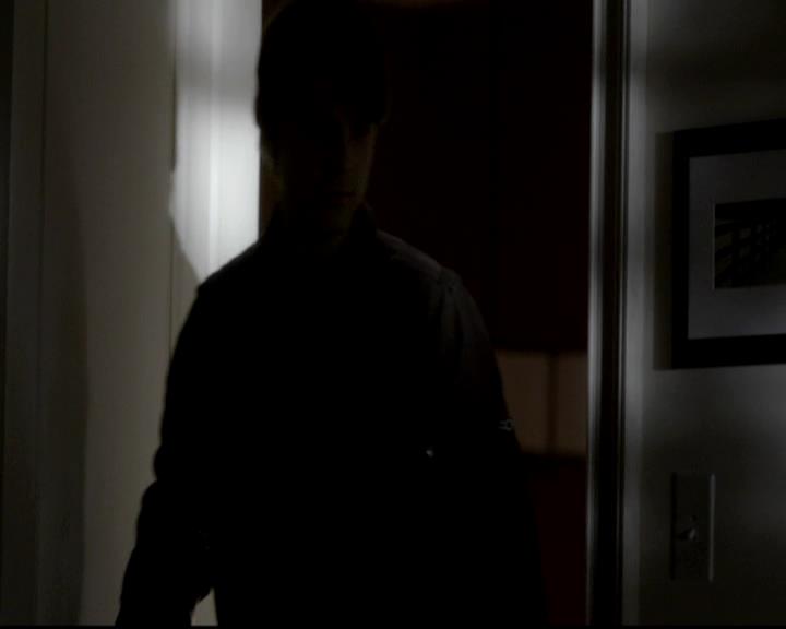 VampireDiariesWorld-dot-org_4x12AViewToAKill1670.jpg