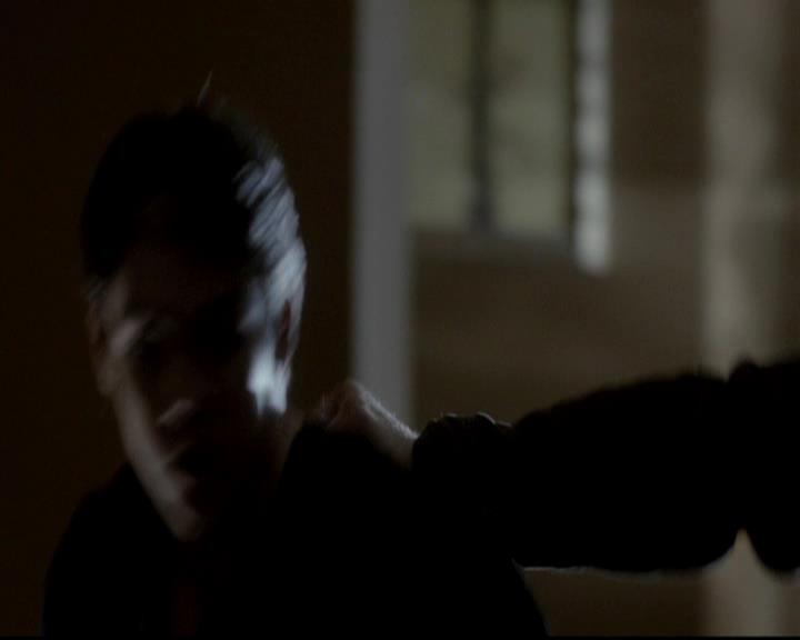 VampireDiariesWorld-dot-org_4x12AViewToAKill1691.jpg