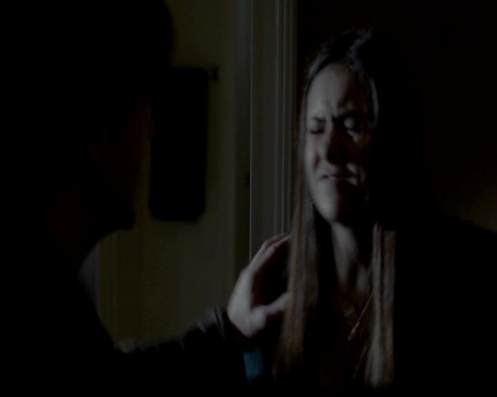 VampireDiariesWorld-dot-org_4x12AViewToAKill1702.jpg