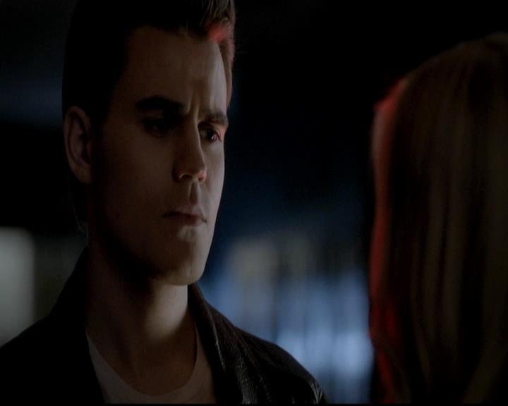 VampireDiariesWorld-dot-org_4x12AViewToAKill1789.jpg