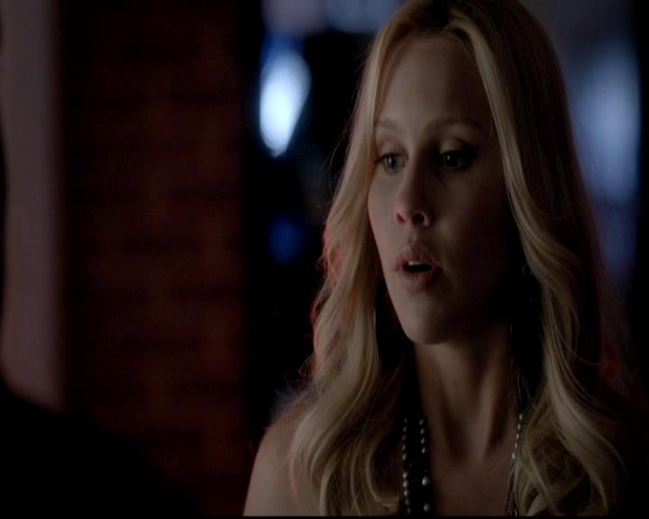 VampireDiariesWorld-dot-org_4x12AViewToAKill1803.jpg