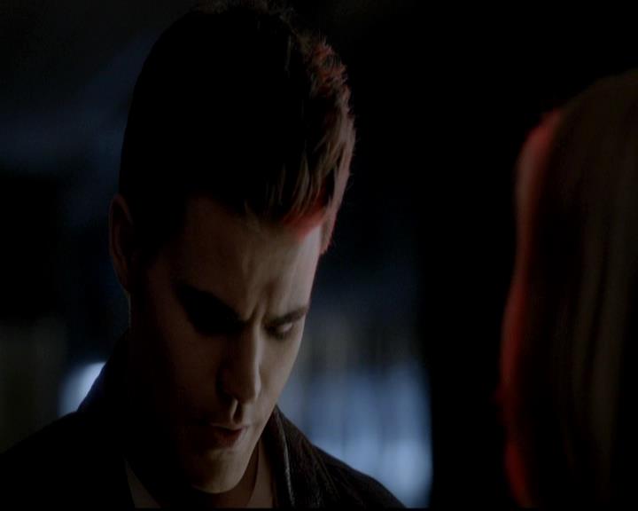 VampireDiariesWorld-dot-org_4x12AViewToAKill1813.jpg