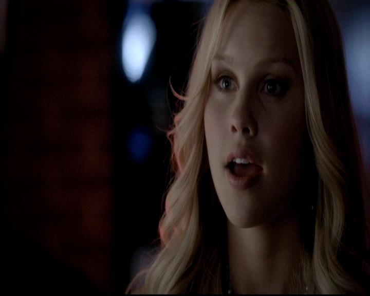 VampireDiariesWorld-dot-org_4x12AViewToAKill1818.jpg