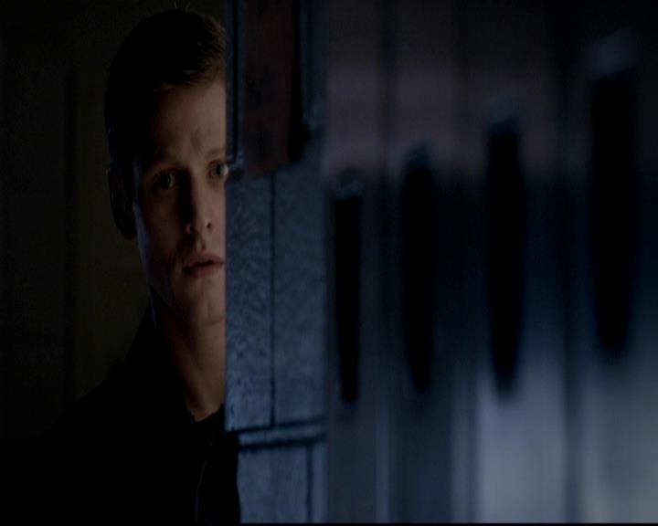 VampireDiariesWorld-dot-org_4x12AViewToAKill1823.jpg