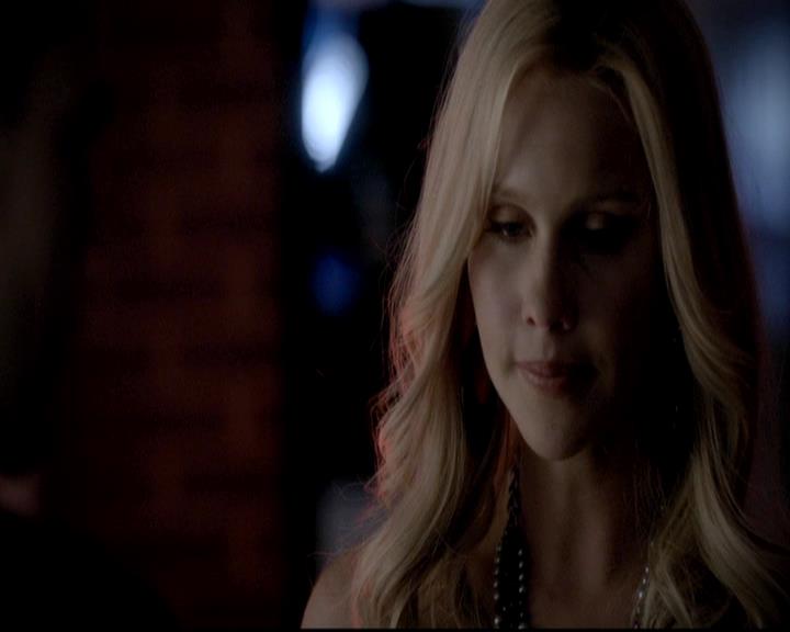 VampireDiariesWorld-dot-org_4x12AViewToAKill1827.jpg