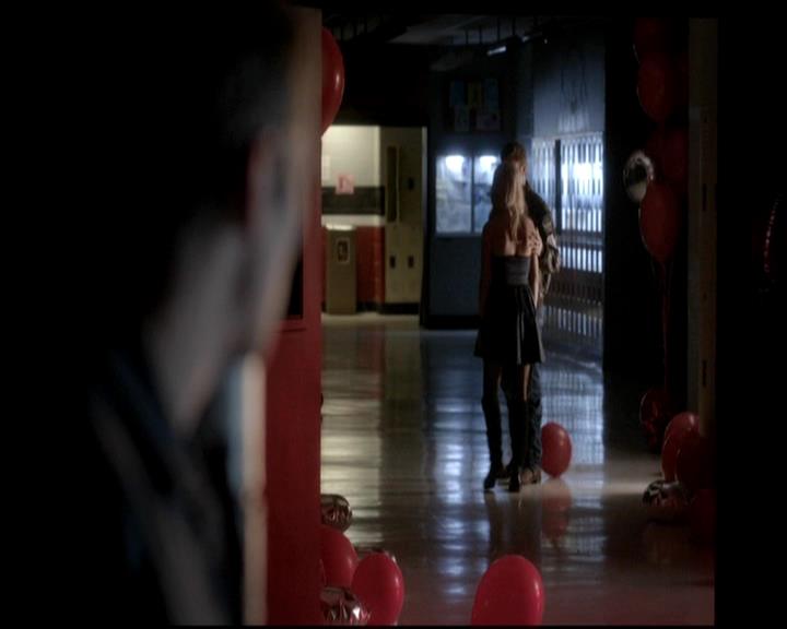 VampireDiariesWorld-dot-org_4x12AViewToAKill1834.jpg