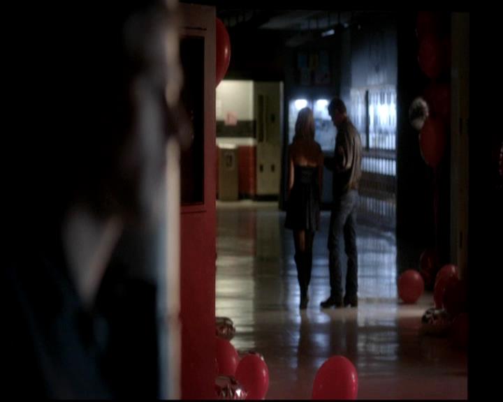 VampireDiariesWorld-dot-org_4x12AViewToAKill1835.jpg