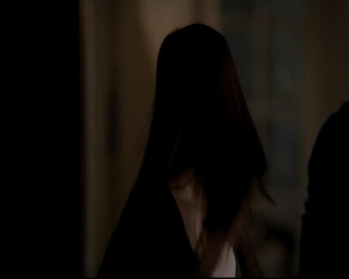 VampireDiariesWorld-dot-org_4x12AViewToAKill1968.jpg