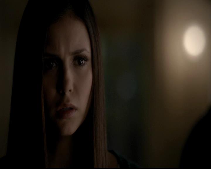 VampireDiariesWorld-dot-org_4x12AViewToAKill1985.jpg