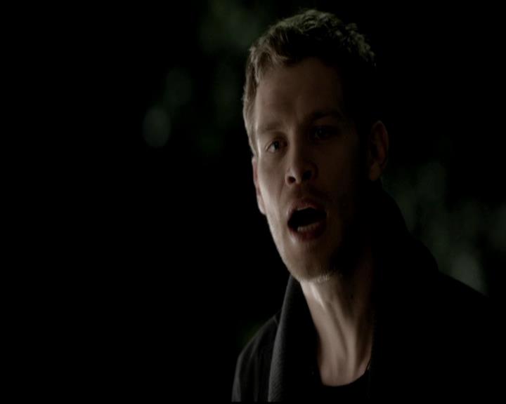 VampireDiariesWorld-dot-org_4x12AViewToAKill1997.jpg