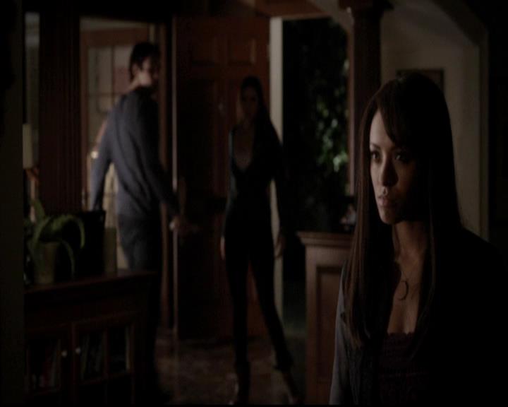 VampireDiariesWorld-dot-org_4x12AViewToAKill2036.jpg