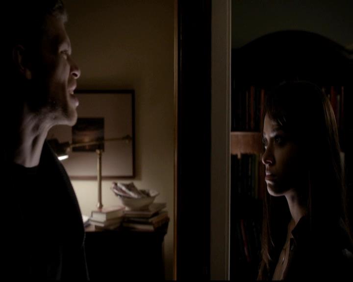 VampireDiariesWorld-dot-org_4x12AViewToAKill2046.jpg