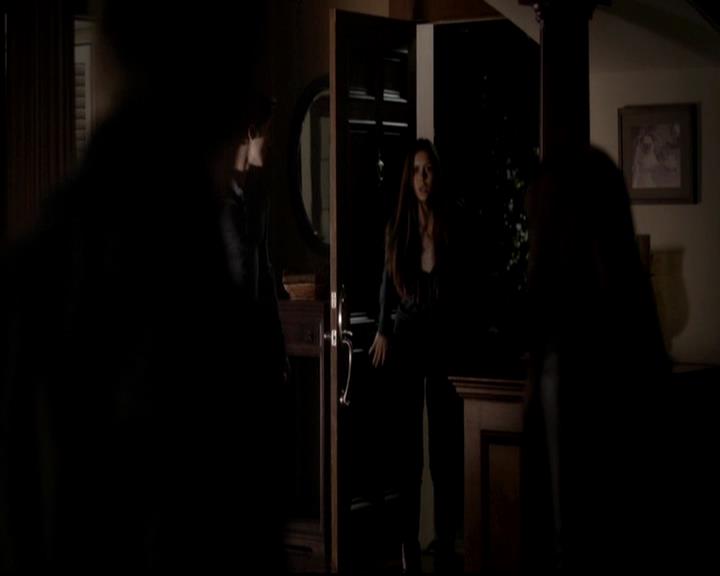 VampireDiariesWorld-dot-org_4x12AViewToAKill2049.jpg