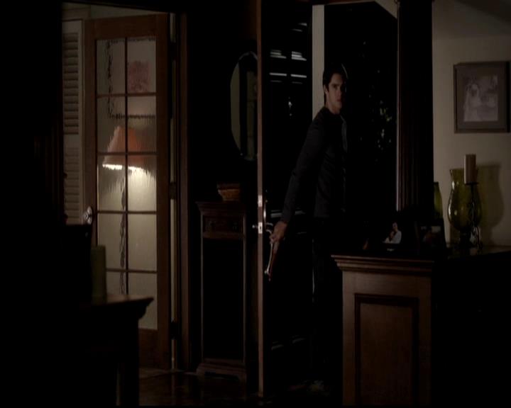 VampireDiariesWorld-dot-org_4x12AViewToAKill2052.jpg