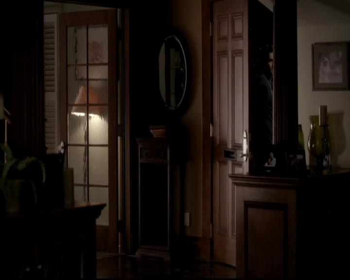 VampireDiariesWorld-dot-org_4x12AViewToAKill2053.jpg