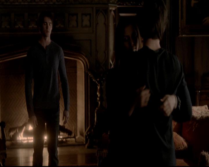 VampireDiariesWorld-dot-org_4x12AViewToAKill2141.jpg