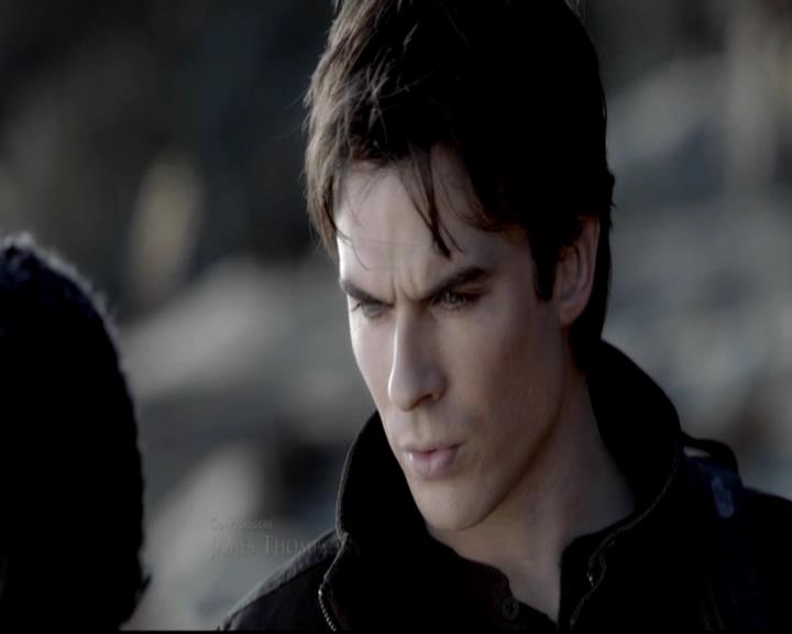 VampireDiariesWorld-dot-org_4x13IntoTheWild0230.jpg