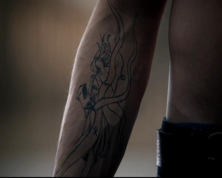 VampireDiariesWorld-dot-org_4x13IntoTheWild0296.jpg