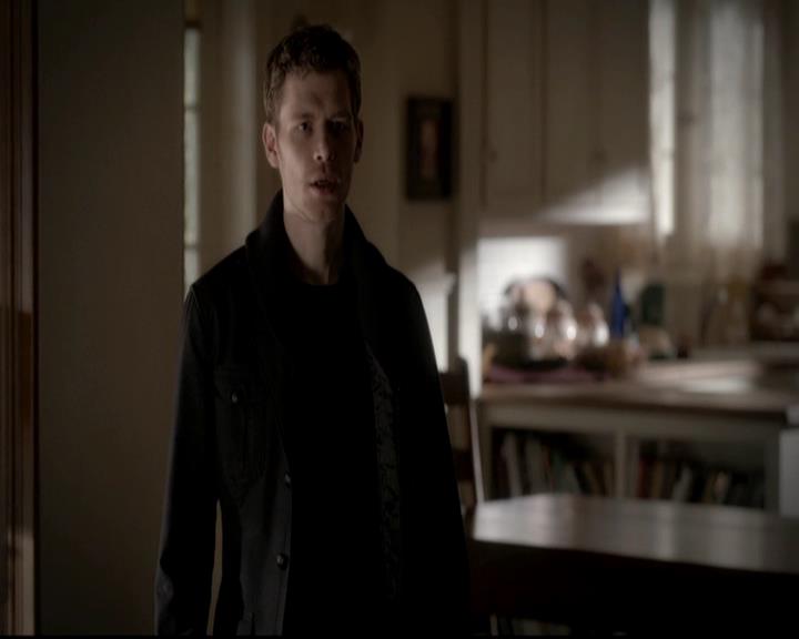 VampireDiariesWorld-dot-org_4x13IntoTheWild0365.jpg