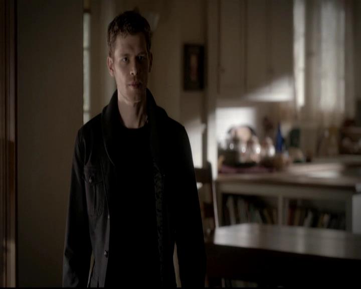 VampireDiariesWorld-dot-org_4x13IntoTheWild0366.jpg