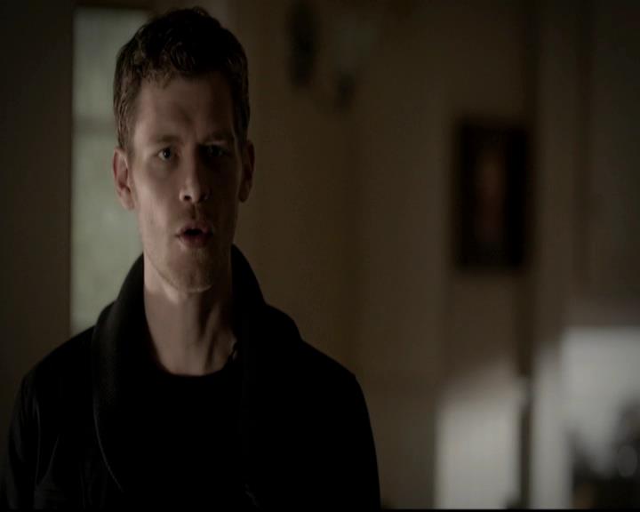 VampireDiariesWorld-dot-org_4x13IntoTheWild0367.jpg