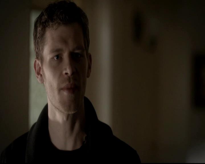 VampireDiariesWorld-dot-org_4x13IntoTheWild0378.jpg