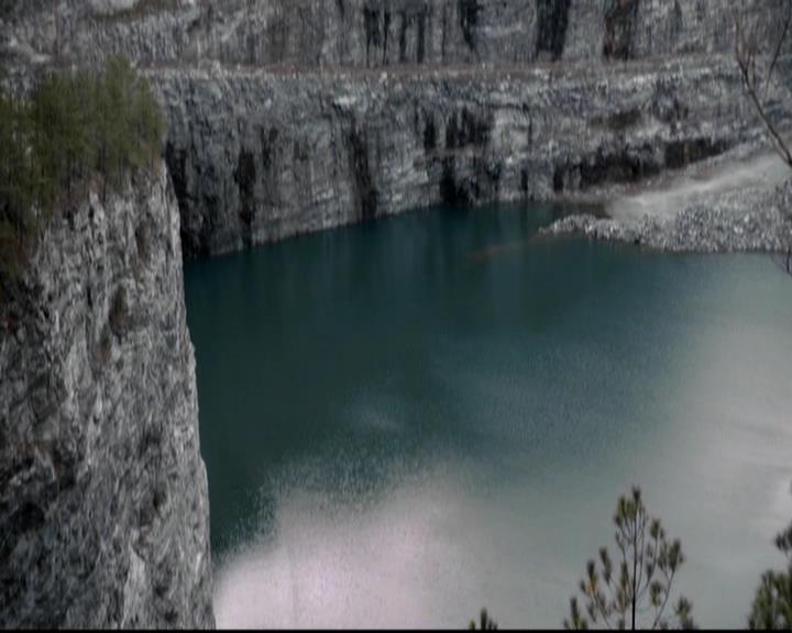 VampireDiariesWorld-dot-org_4x13IntoTheWild0424.jpg